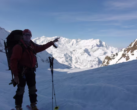 DSC02123 4e jour de transfert du refuge Branca au refuge Pizzini par le Pasquale. On était là hier