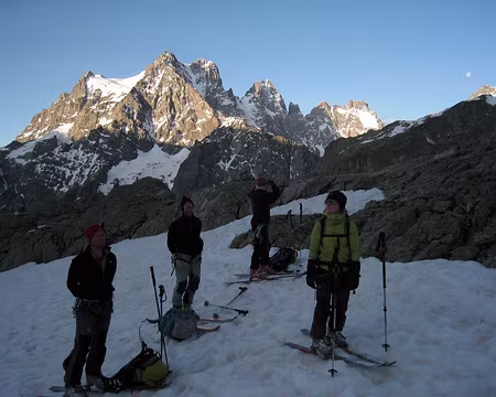 2013-06-25_01 Départ du refuge du Glacier Blanc