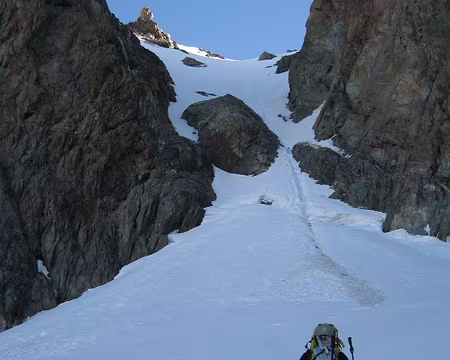 2013-06-25_11 Dans le haut du glacier en S, sous le couloir de sortie