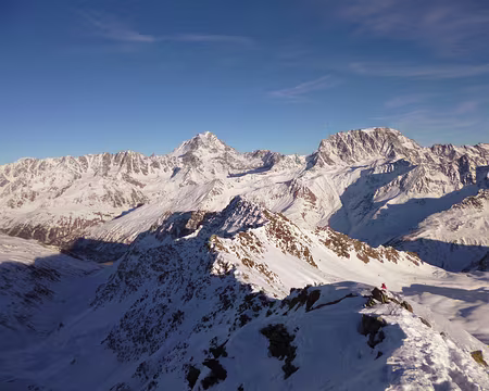 PXL028 Sommet des Monts Telliers, Vélan à droite, Grand Combin à gauche
