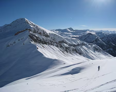 082 Montée en face S du Grand Mont, Pointe de Riondet