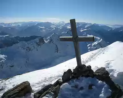 090 Au sommet du Grand Mont (2686 m)