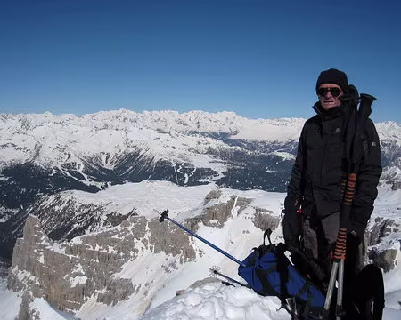 2014-03-17_18 Au sommet de la Cima Sella (2919 m), massif Ortles-Cevedale au loin