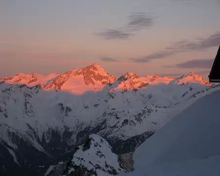 2014-03-18_02 Lever de soleil sur le massif Adamello-Presanella