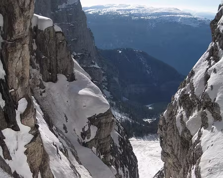 2014-03-18_19z2590 Descente versant E de la Bocca del Tuckett