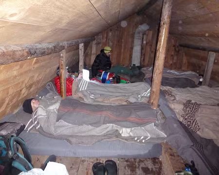 2014-03-18_62 Refuge Brentei, local d'hiver