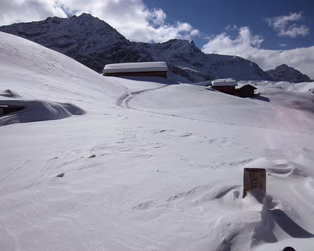 PXL049 J3: vers Bärgji