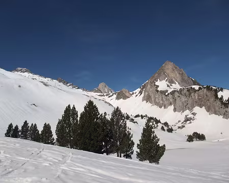 03 14 avril, vue du refuge de la Renclusa