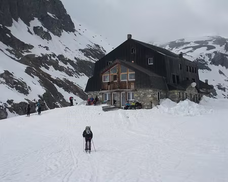 017 Arrivée au refuge Bezzi