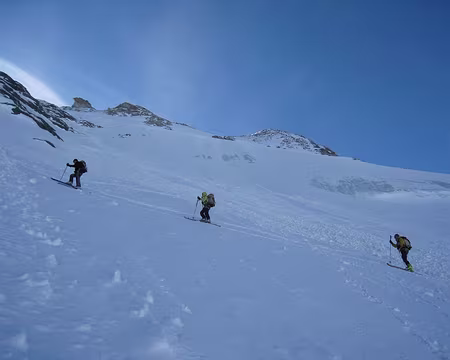 090 En face W de la Grande Rousse