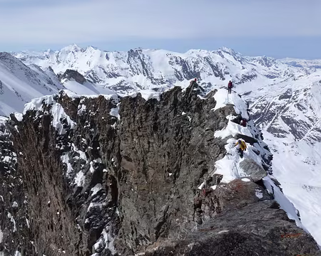 110 Sur l'arête terminale de la Grande Rousse N