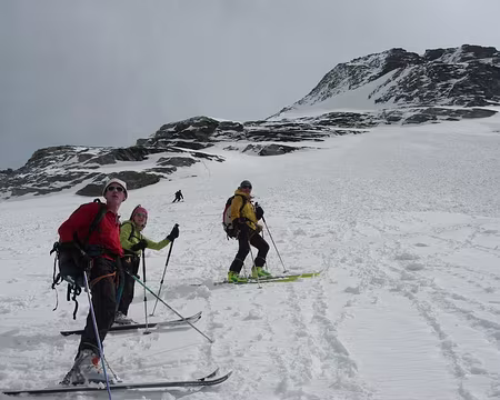125 Descente en face NW de la Grande Rousse