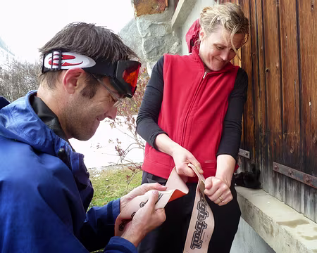 PXL028 Toujours vérifier les peaux fournies par le loueur, sinon, prévoir le double-face