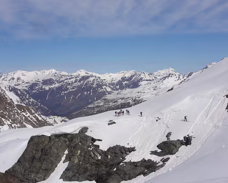 DSC03879 J3: Le groupe au passage délicat de la course