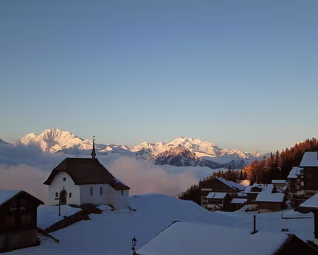PXL003 Balcon sur les 4000 du Valais