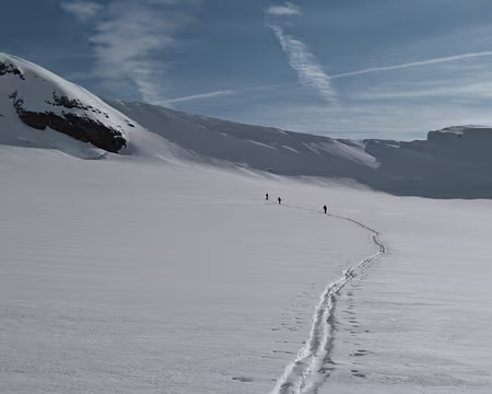 PXL059 Petite reconnaissance vers le bivouac confidentiel Berglihütte