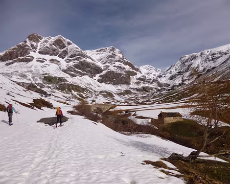 PXL001 Chapelle Saint Barthélemy. A gauche Ouille des Tretetes et Ouille de la Jave