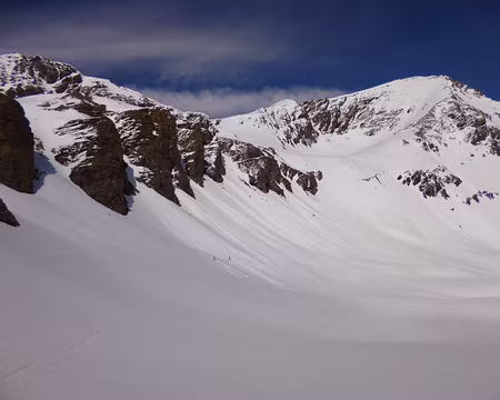 PXL018 En descendant au refuge du Carro, petite Aiguille Rousse à droite