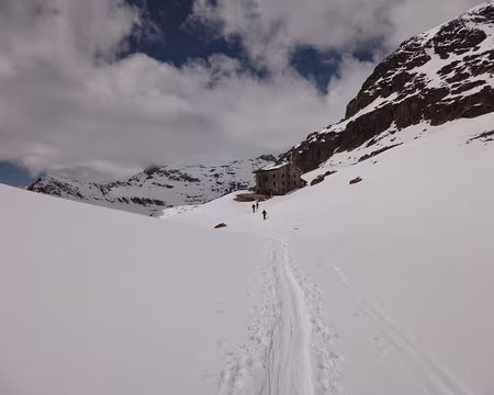 PXL046 Arrivée au refuge du Carro, descente de la Levanna occidentale