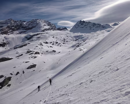 PXL060 Montée au col de Trièves a droite Levanna Orientale puis à gauche centrale et occidentale