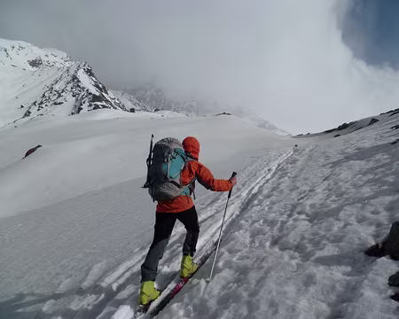 2014-05-22_10 Montée à la cabane FXB-Panossière, vers 2500 m