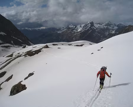 2014-05-22_12 Montée à la cabane FXB-Panossière, vers 2600 m
