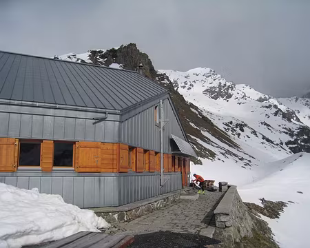 2014-05-22_15 Arrivée à la cabane FXB-Panossière