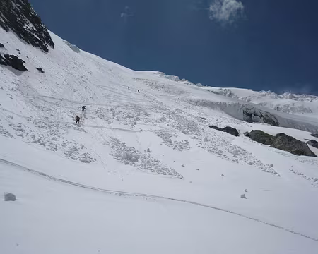 2014-05-23_41 Descente du Petit Combin sur le glacier des Follats