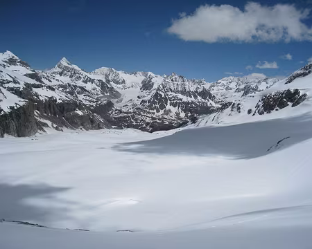 2014-05-24_64 Sur le glacier du Mont Durand, montée au Col de By