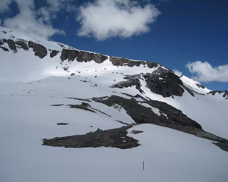 2014-05-24_80 Au rifugio Chiarella all'Amianthe, le couloir d'accès à gauche