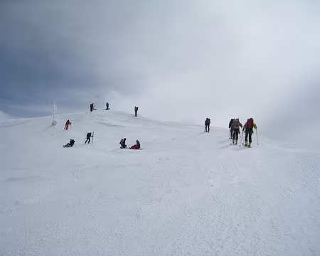 2014-05-25_25 Arrivée au sommet du Grand Combin de Grafeneire