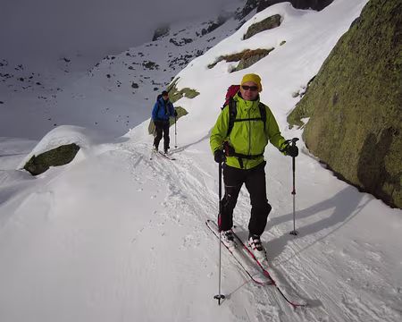 PXL009z2623 J1: montée à Albert Heim hutte