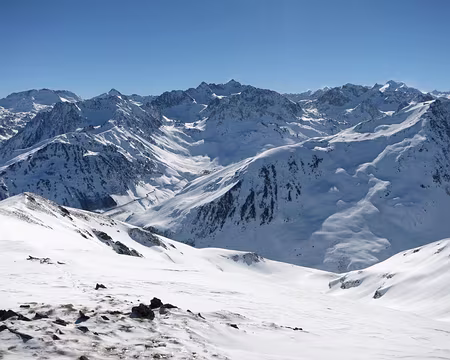 2015-02-08_16 Au sommet de Pene Lounque, massif du Néouvielle