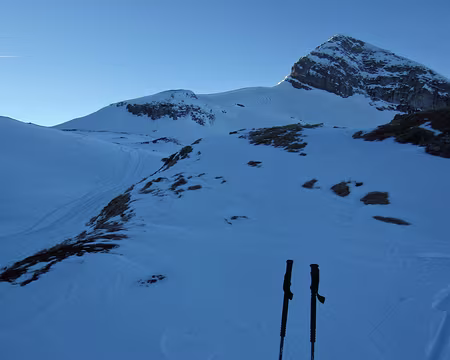 PXL033 Descente vers Berghaus Malbun
