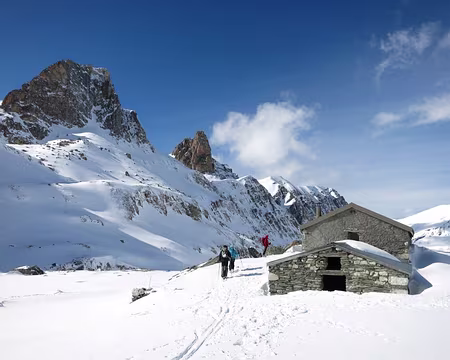2015-03-03_35 Aiguille Large et Aiguille Pierre André, Bergerie Supérieure de Mary