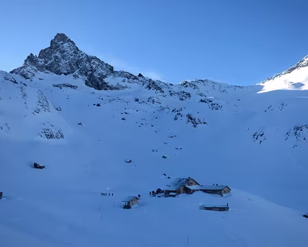 2015-03-05_02 Départ du refuge de la Blanche