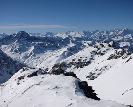 2015-03-06_21 Au sommet du Grand Glaiza, Pic de Rochebrune