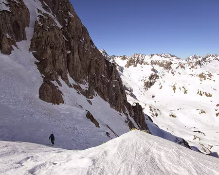 PXL054 Sortie du couloir