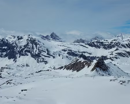 09 J1 - pointes Bousson et Basei à gauche, Tsanteleina au 2nd plan