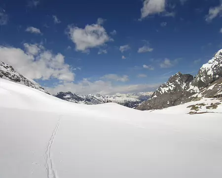 PXL006 Sur la droite aiguille du Bochor et Pointe du Creux Noir