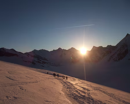 07 lever de soleil sur le Grosser Aletschfirn