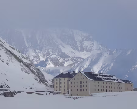 DSC02076 Pause à l'Hospice