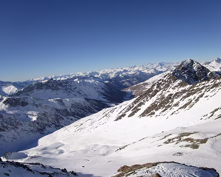 048 Au fond Ecrins, à droite Pic de Rochebrune