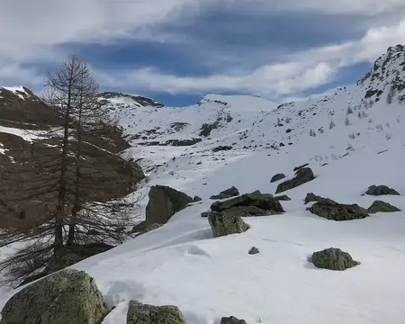 2017-03-15_15 Montée vers la Rocca la Marchisa, Rio di Verzio