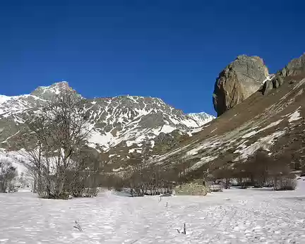2017-03-16_01 Départ dans le Val Varaita, sous la Rocca Senghi