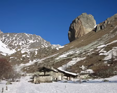 2017-03-16_02z2697 Départ dans le Val Varaita, sous la Rocca Senghi