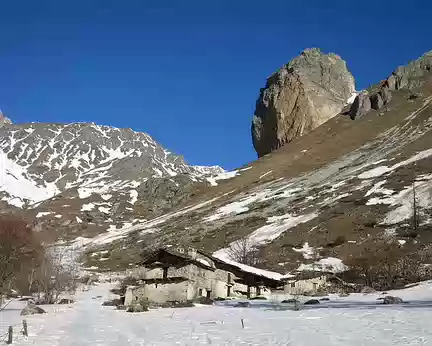 2017-03-16_02z2697 Départ dans le Val Varaita, sous la Rocca Senghi