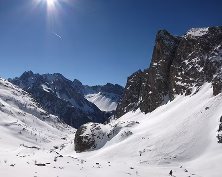 2017-03-17_17 Vallon des Houerts et Sommet Rouge, Aiguille et Brec de Chambeyron