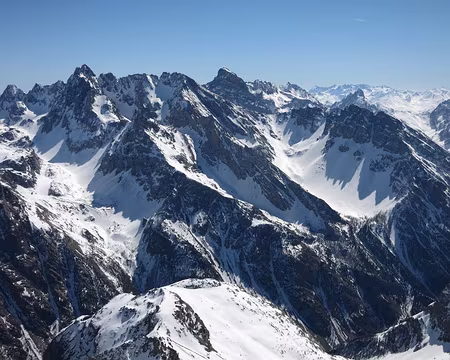 2017-03-17_24 Au sommet du Pic de Panestrel, Aiguille et Brec de Chambeyron