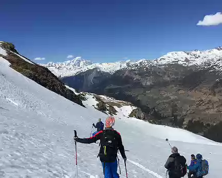 Descente face au Mont Blanc Descente face au Mont Blanc